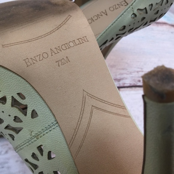 Enzo Angiolini Megastar Mid Heel Pumps Mint Green Lazer Cut Size 7.5 M - Picture 9 of 11